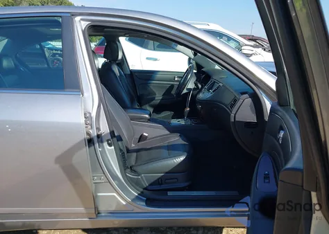 2010 Hyundai Genesis 3.8 из США, поврежденный, VIN KMHGC4DE2AU105230